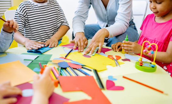 Under 5s Craft group craft