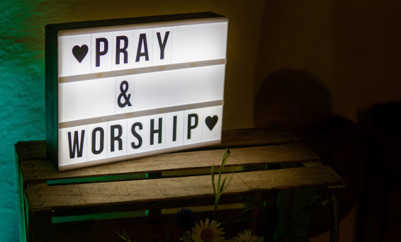 Youth pray and worship light box