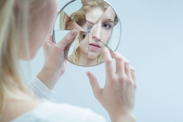 Broken mirror