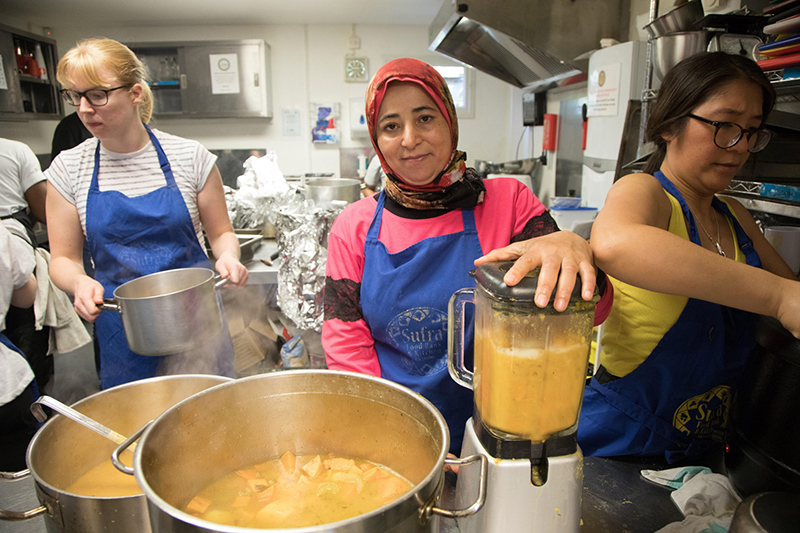 Community kitchen