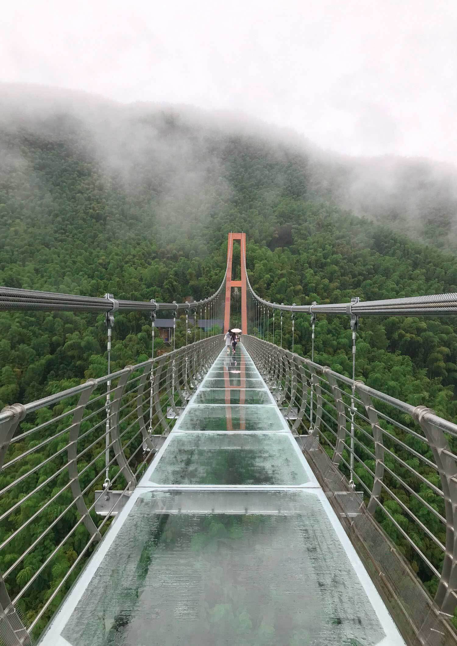 Zhangjiajie grand canyon glass bridge